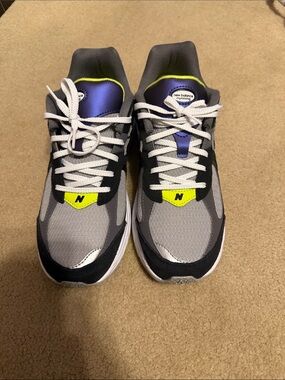 New Balance Men’s Gray, Black & Neon Yellow Accent Sneakers